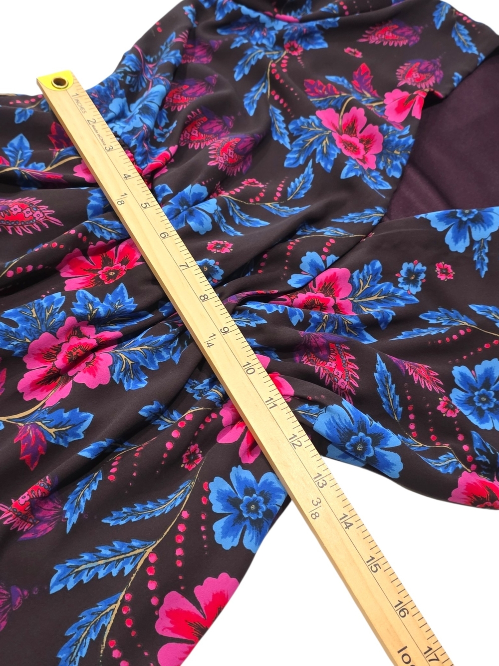 Everly Woman's Floral Romper Size Large (L) E83 - Picture 7 of 9